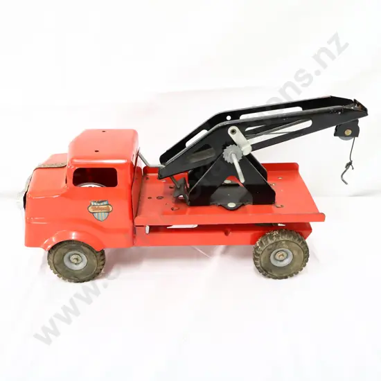 NZ Made Triang Tow Truck