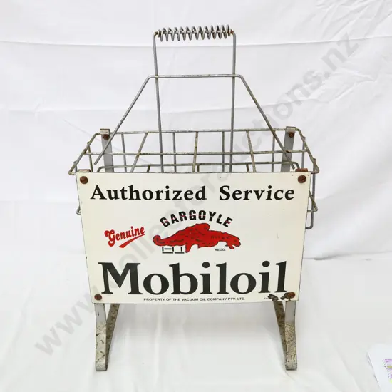 REPRODUCTION Mobil Oil 8 Bottle Bottle Rack