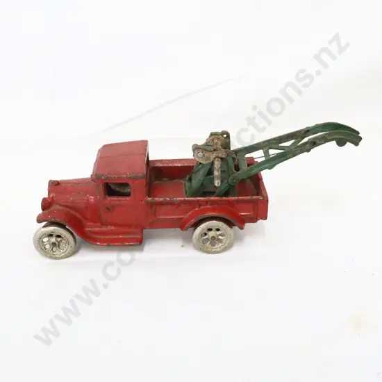 REPRODUCTION Cast Iron Hubley Tow Truck