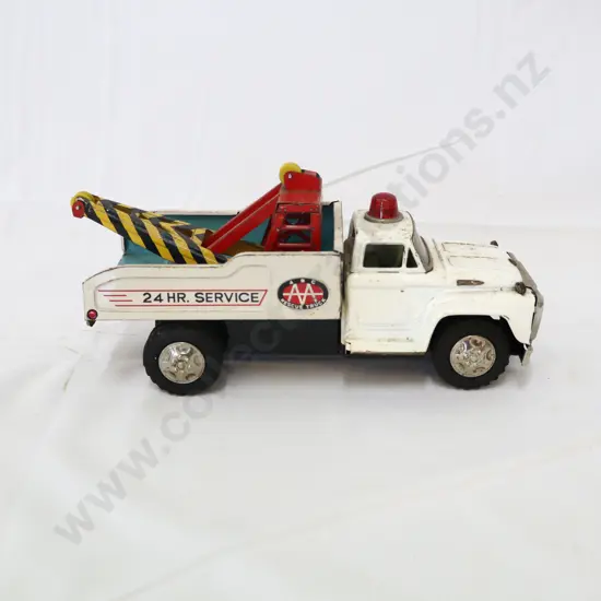 Tinplate AA 24 Hour Service Tow Truck