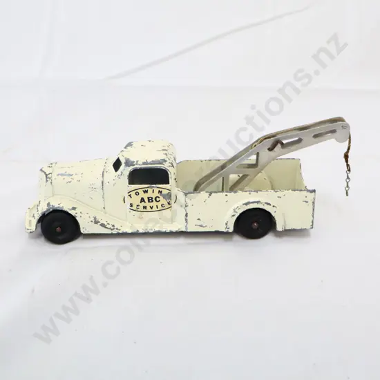 Metal Masters Co ABC Tow Truck