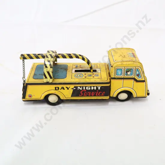 Japanese Yellow Tow Truck