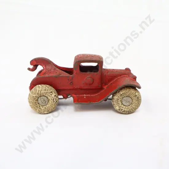 EARLY Small Red Cast Iron Tow Truck