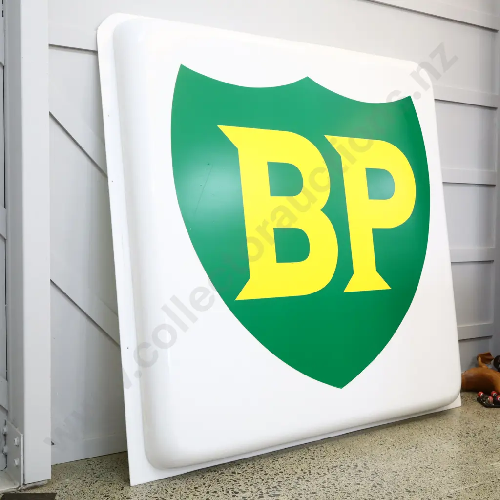 NEW OLD STOCK LARGE BP Lightbox Lense Perspex Sign Image 1++