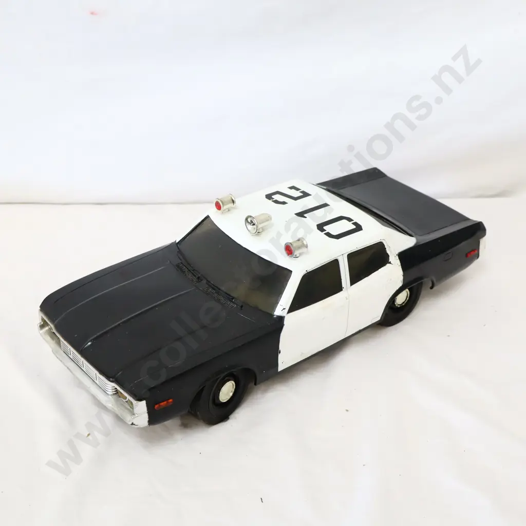 Vintage COX Petrol Powered Police Car Image 1++