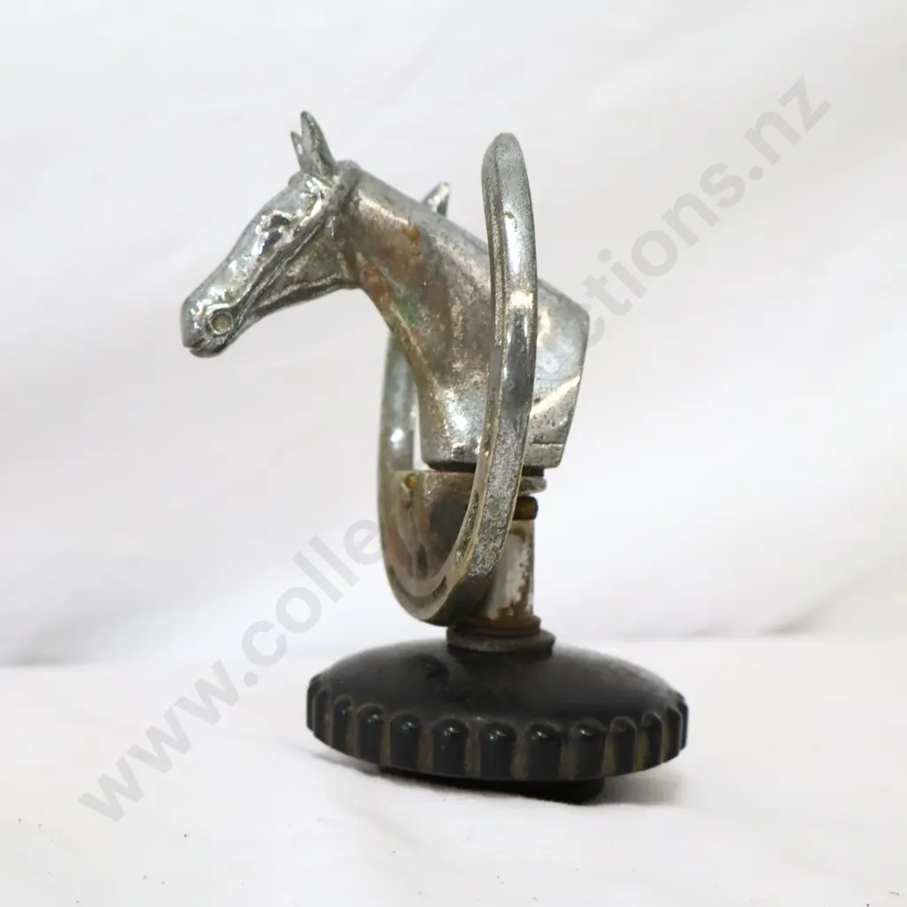 A Horse Themed Car Mascot On Bakelite Radiator Cap Image 1++