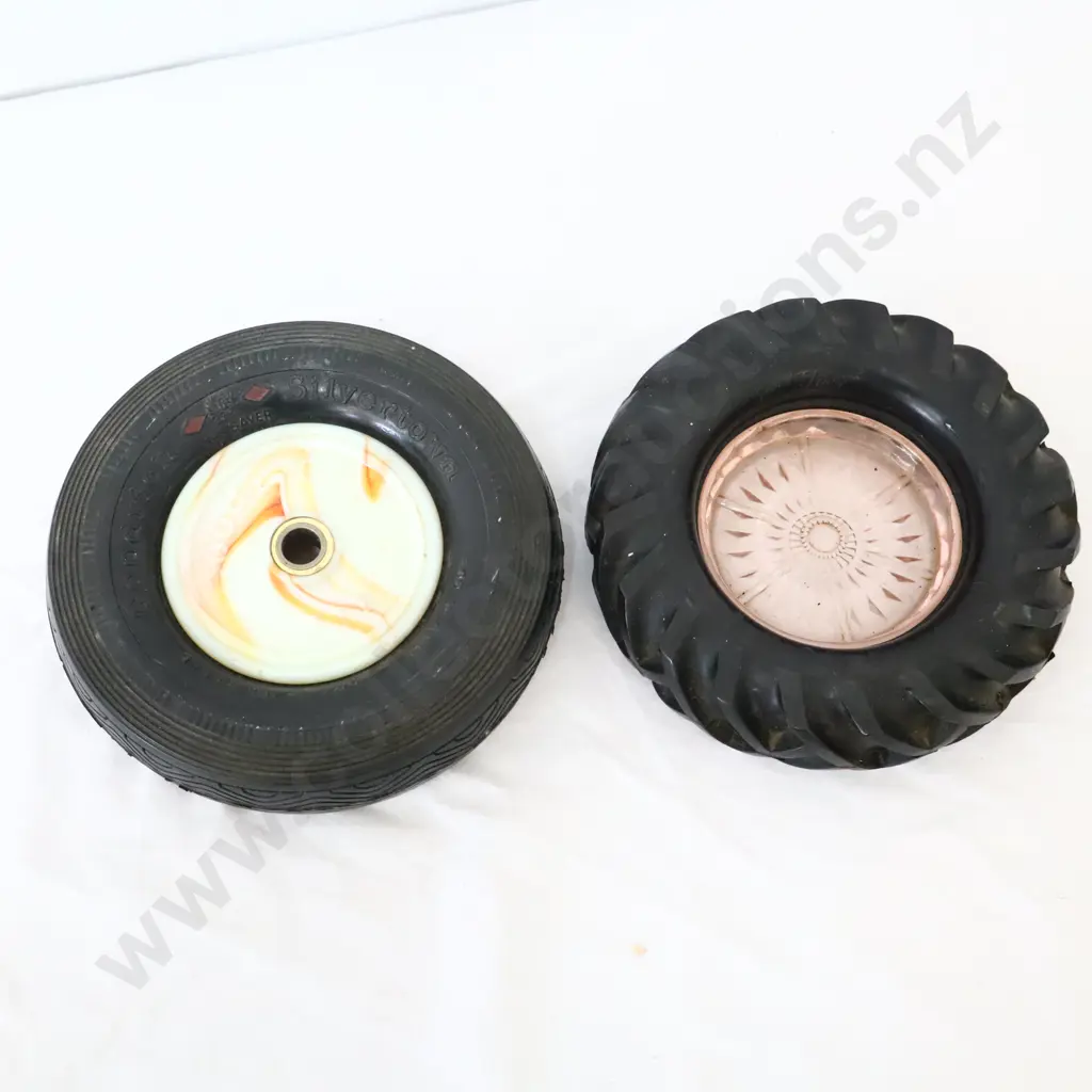 Goodrich Tires Pen Holder A/F and Firestone Ground Grip Ashtray Image 1++