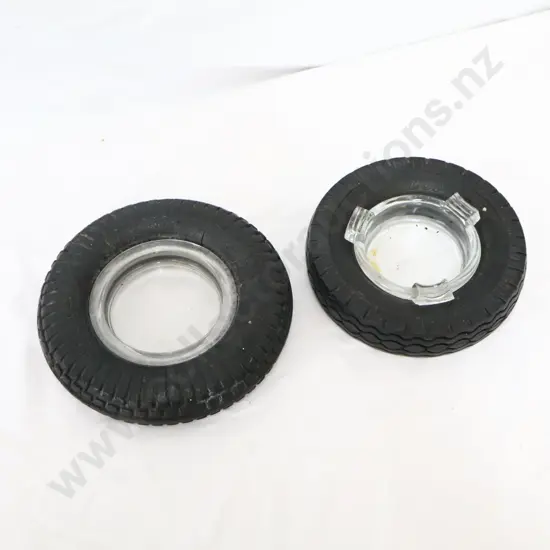 Dunlop And Unbranded Ashtrays