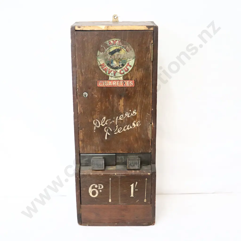 Player's Navy Cut Cigarette Vending Machine Image 1++
