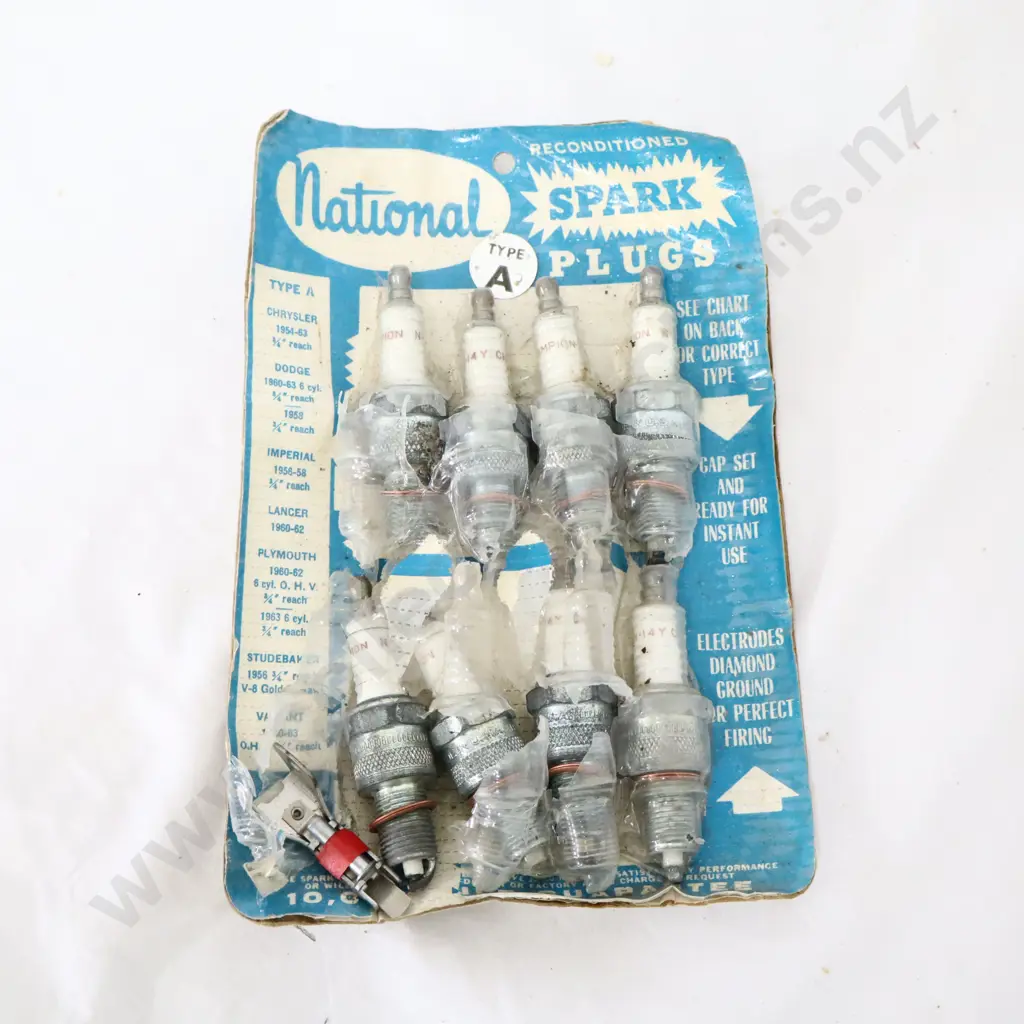 NEW OLD STOCK National Spark Plugs Type A Image 1++