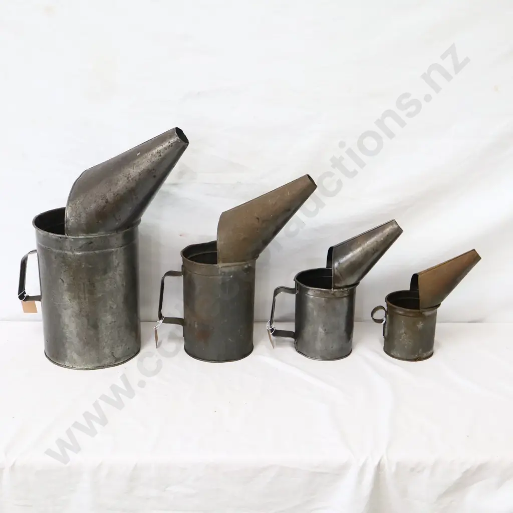 VERY TIDY Oil Dippers x 4 Image 1++