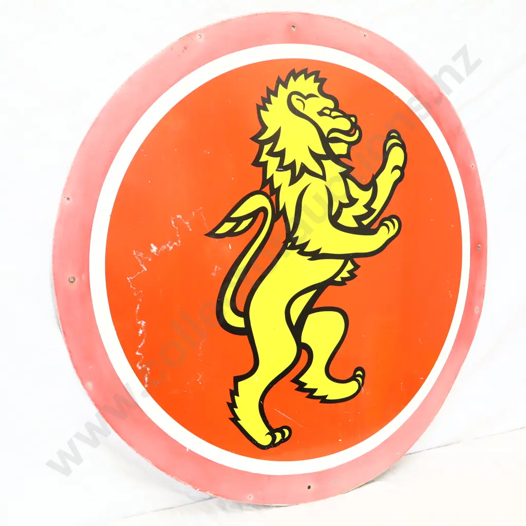 LARGE Tin Lion Red Sign Image 1++