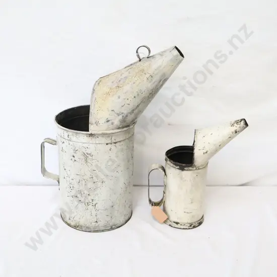 White Oil Dippers x 2