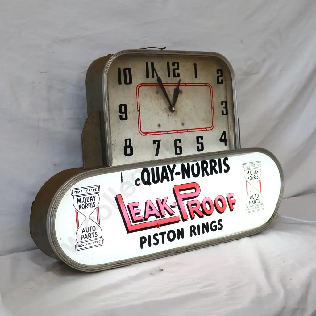WORKING Mcquay Norris Light Up Advertising Clock Image 1++