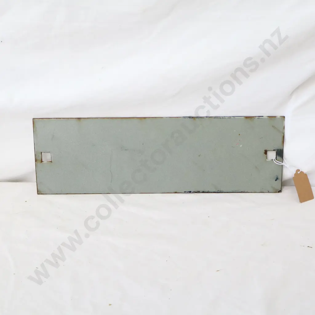 Cyclone Fencing Enamel Sign Image 1++