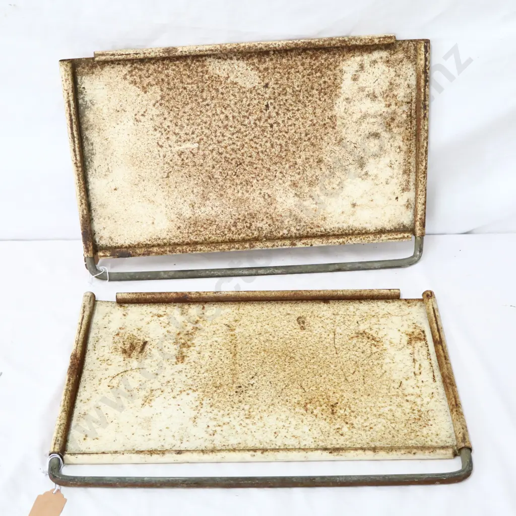 Goodyear Tyre Stand Sides Image 1++