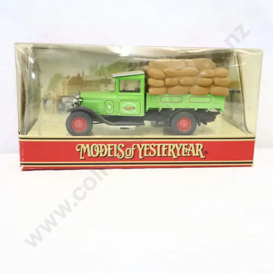 Matchbox models of yesteryear Y62 1932 Model AA Ford     1 1/2 Ton Truck 