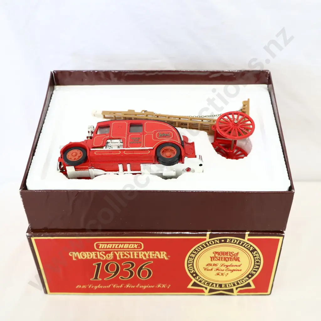 Matchbox models of yesteryear YS-9 1936 Leyland Cub Fire Engine FK7 Image 1++