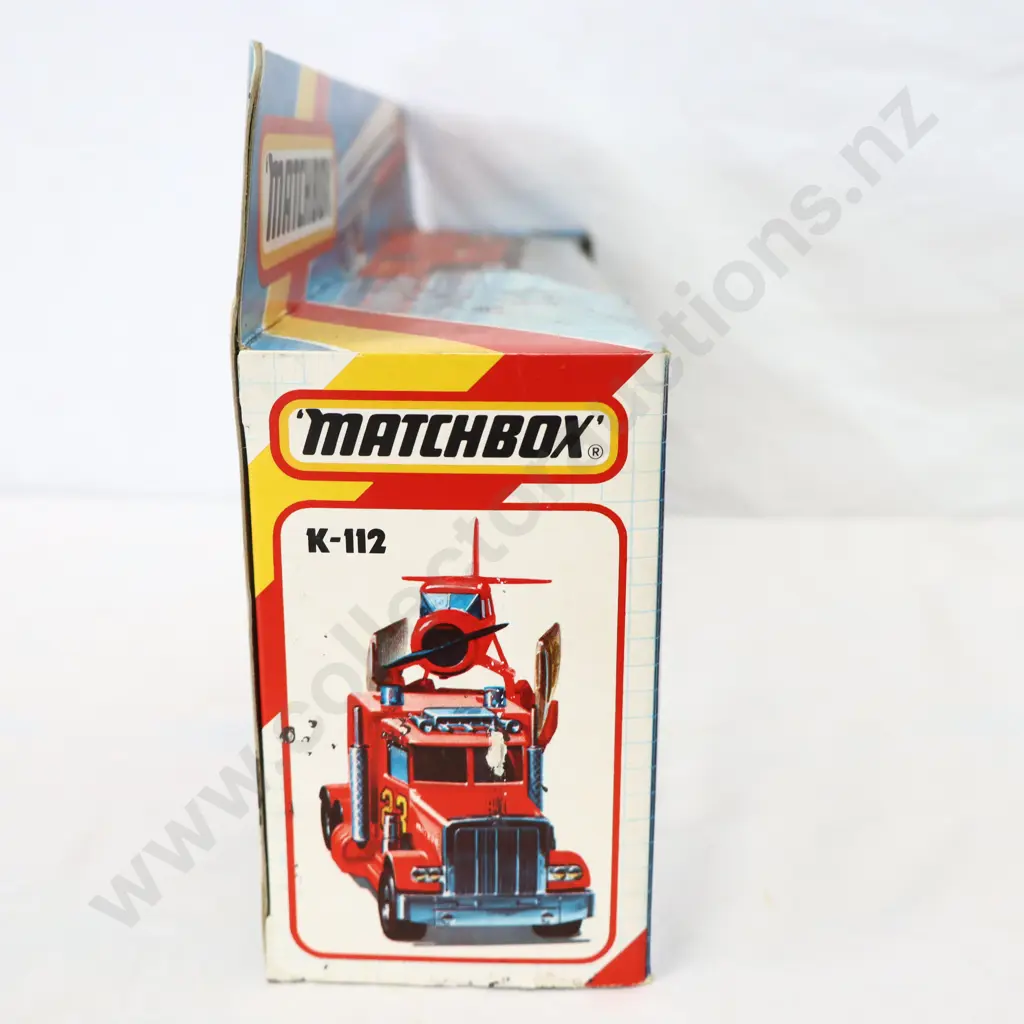 Matchbox K-112 Fire spotter plane / transporter  Image 1++