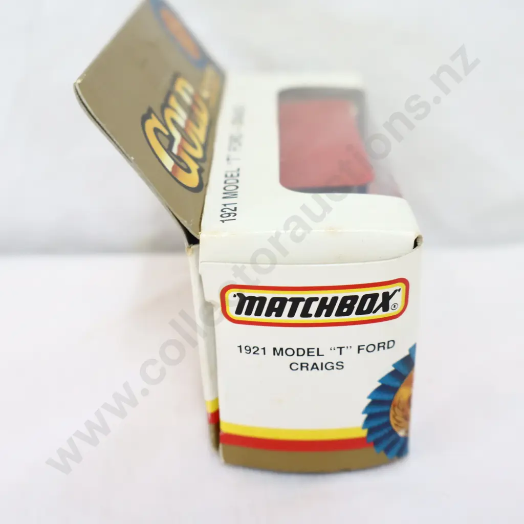 Matchbox Gold Series 1921 Model T Ford Craigs  Image 1++