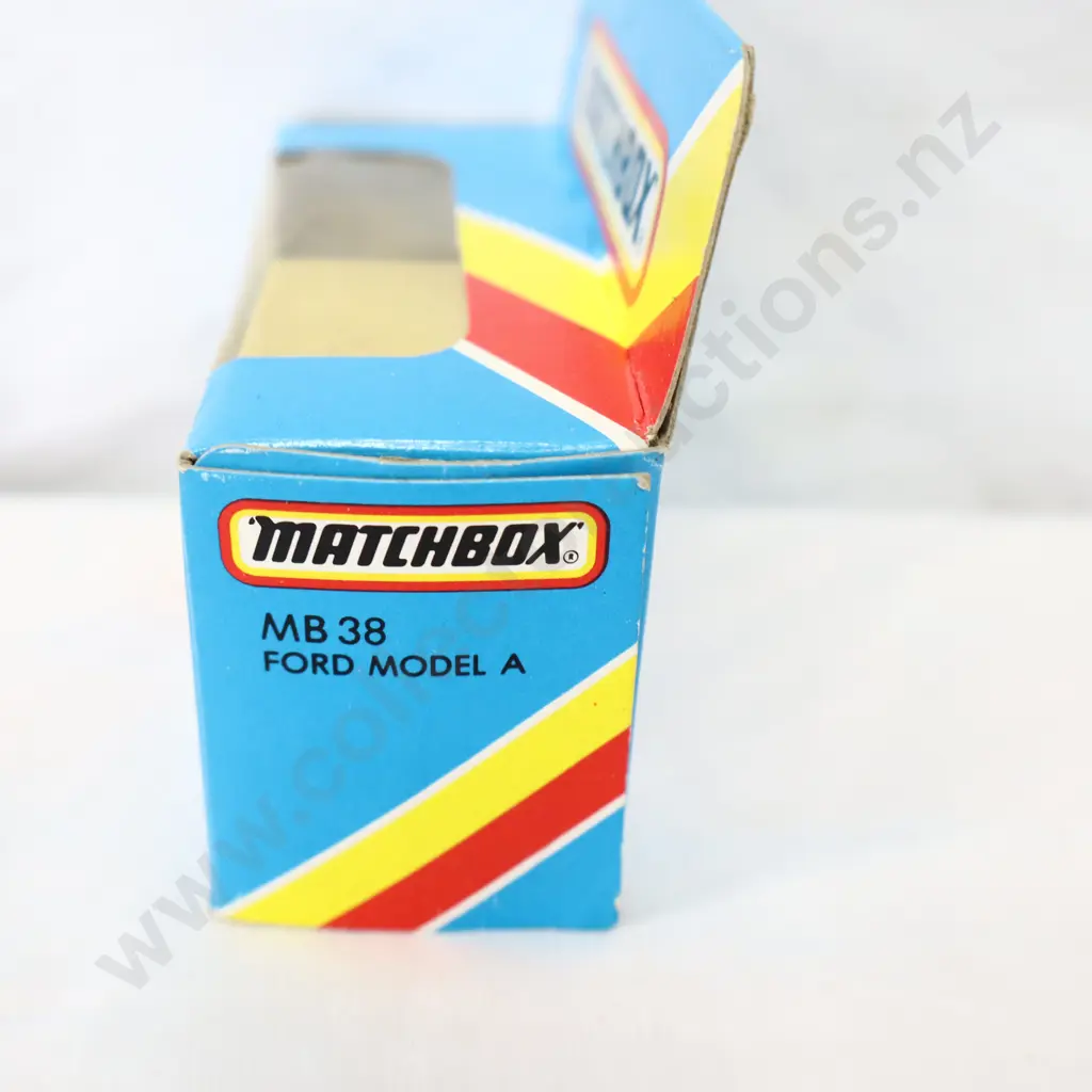 Matchbox Champion spark plugs MB38 Ford Model A  Image 1++