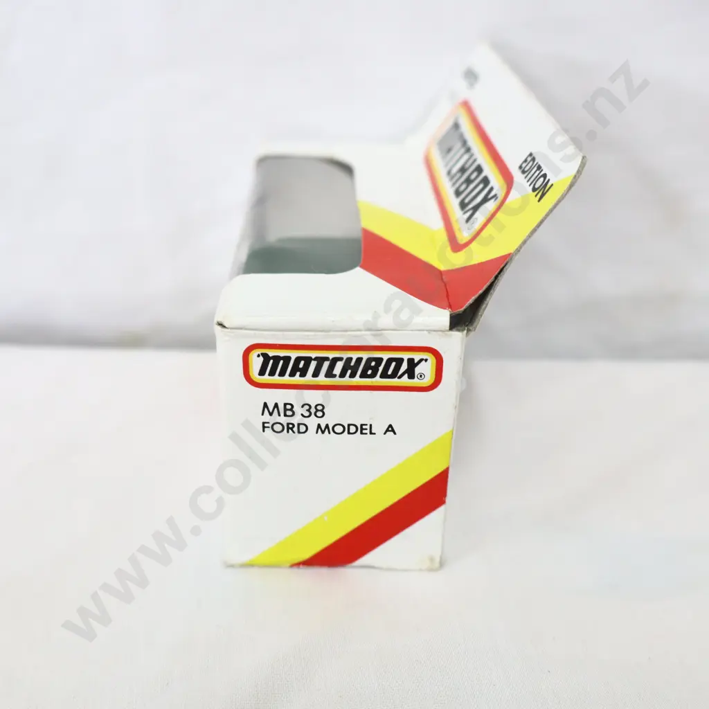 Matchbox MB 38 Ford Model A  weetbix green  Image 1++