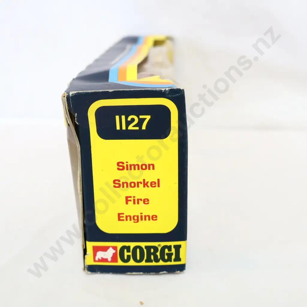 Corgi Major Simon Snorkel Fire Engine  1127  Image 1++