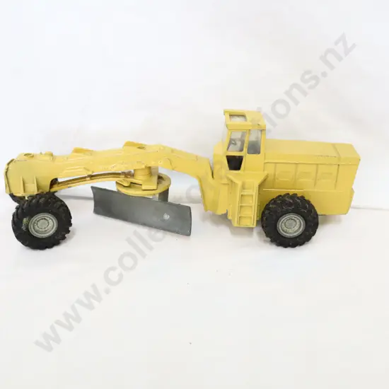 Dinky   Road Grader 