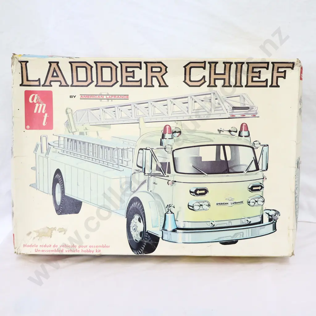 AMT Ladder Chief T598 Model set  Image 1++