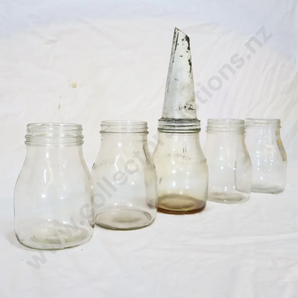 Oil Bottles Pints x 5 Image 1++
