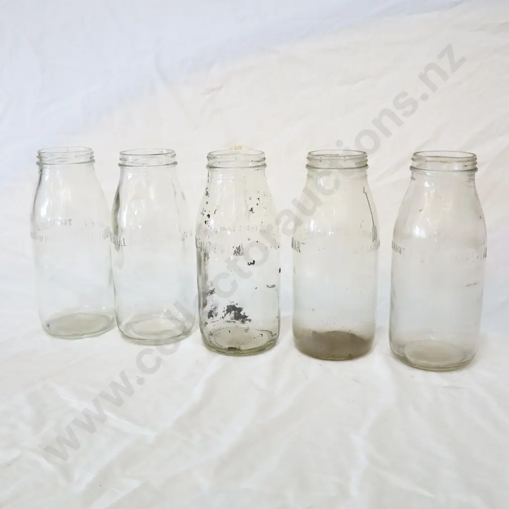 Oil Bottles Quarts x 5 Image 1++
