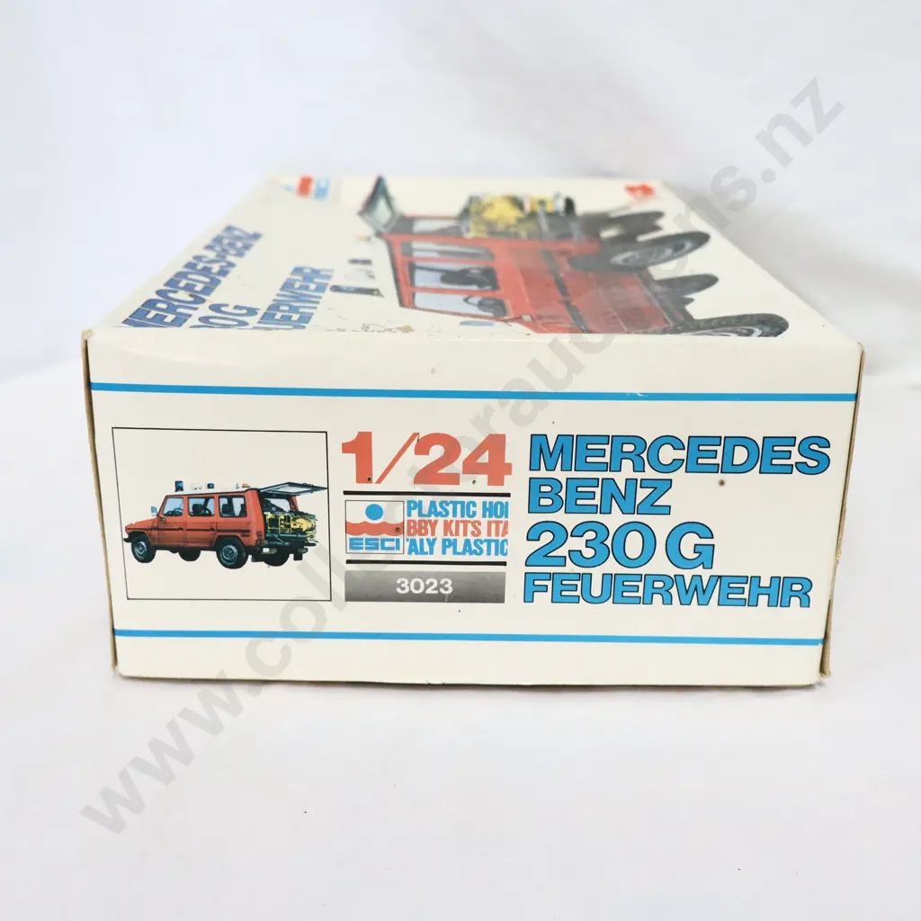 ESCI Mercedes Benz 230G Feurwehr Model set  1/ 24 Image 1++