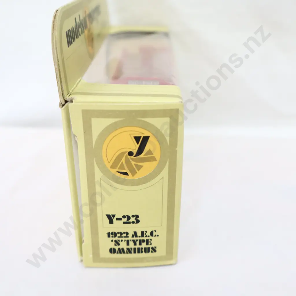 Matchbox models of yesteryear  Y-23  1922 A.E.C.  'S' Type Omnibus  Image 1++