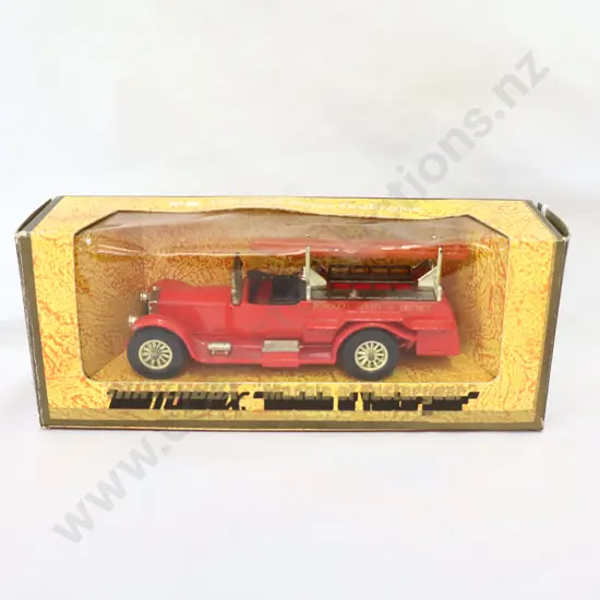 Matchbox  models of yesteryear  Y-6  1920 Rolls Royce Fire Engine 