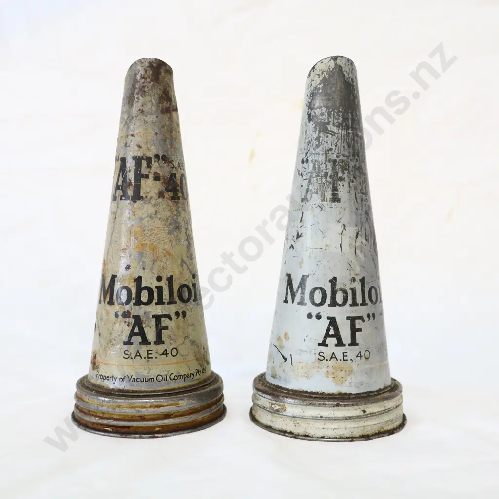 Mobil Oil AF Oil Bottle Tops Image 1++