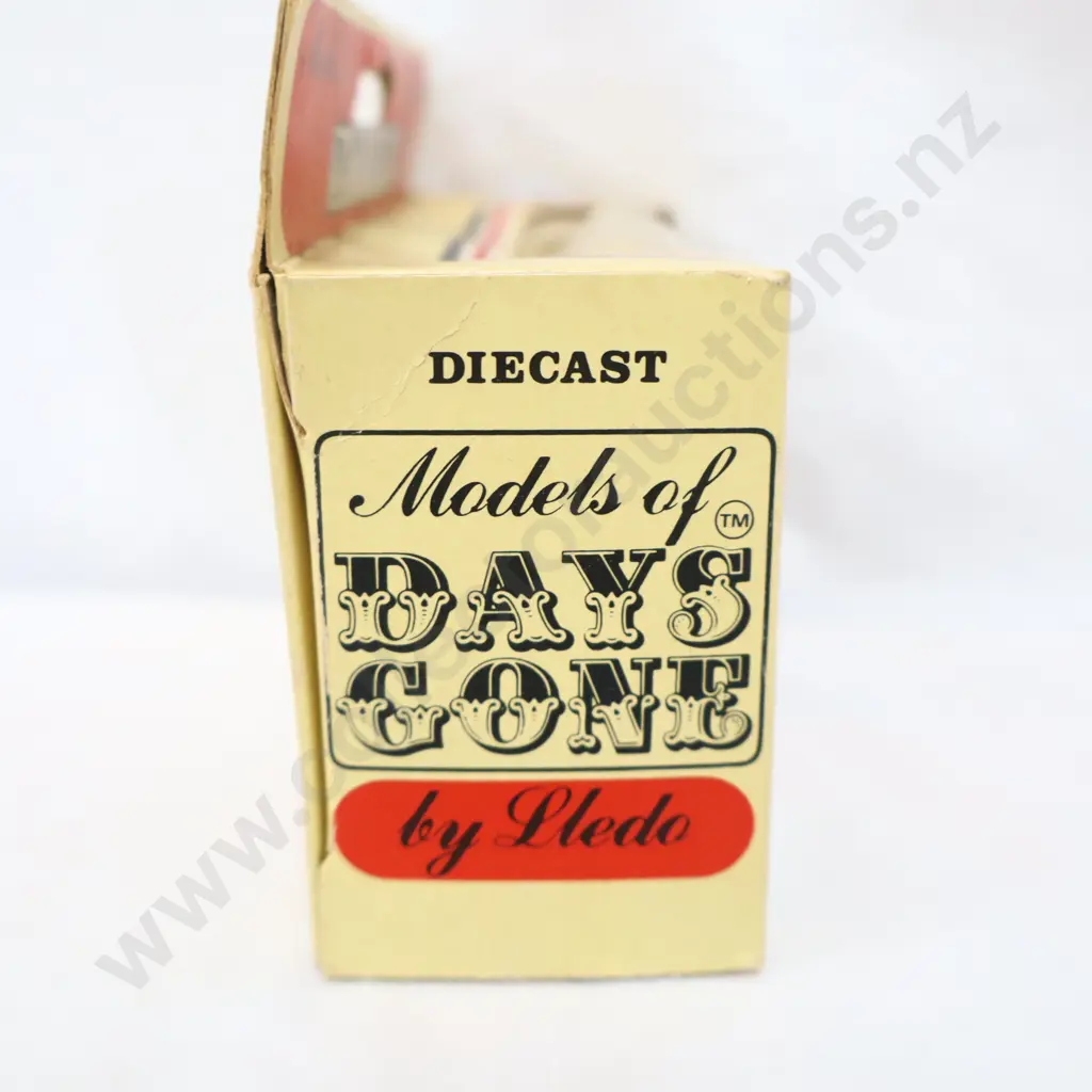 Lledo Models of days gone  Weet Bix  Image 1++