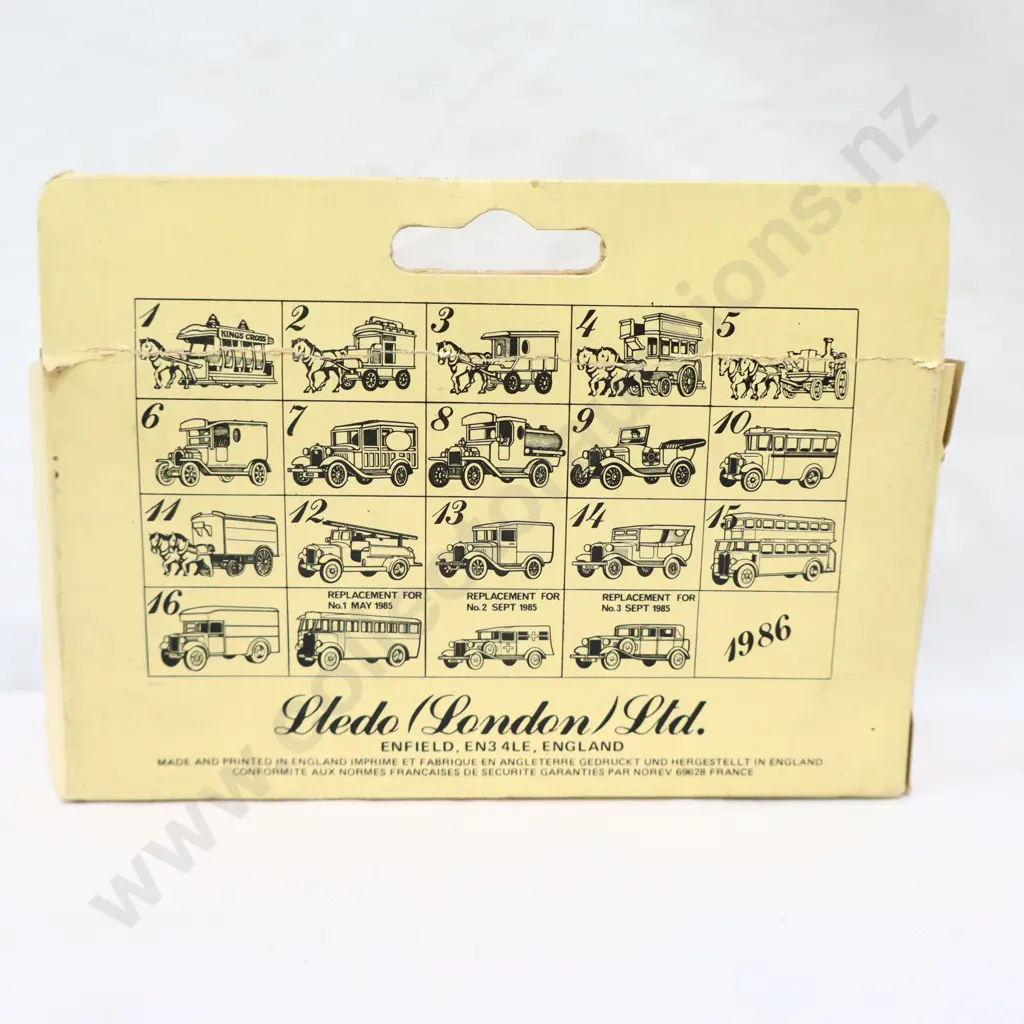 Lledo Models of days gone  Weet Bix  Image 1++