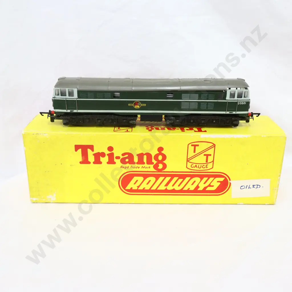 Tri-ang  T-96  AIA AIA Diesel Electic Loco  Image 1++
