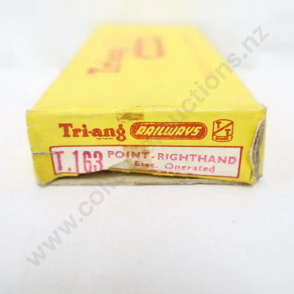 Tri-ang  T-163 Point righthand elec operated Type B Image 1++