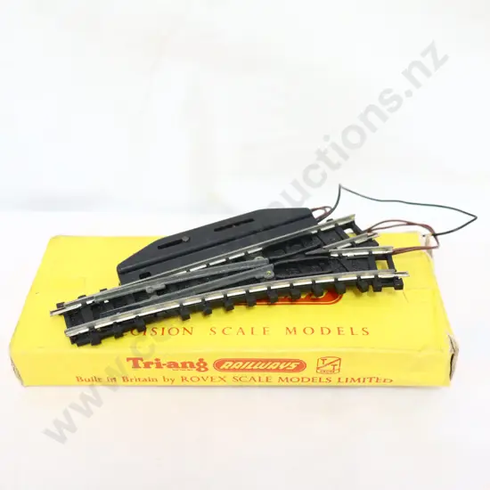 Tri-ang  T-163 Point righthand elec operated Type B