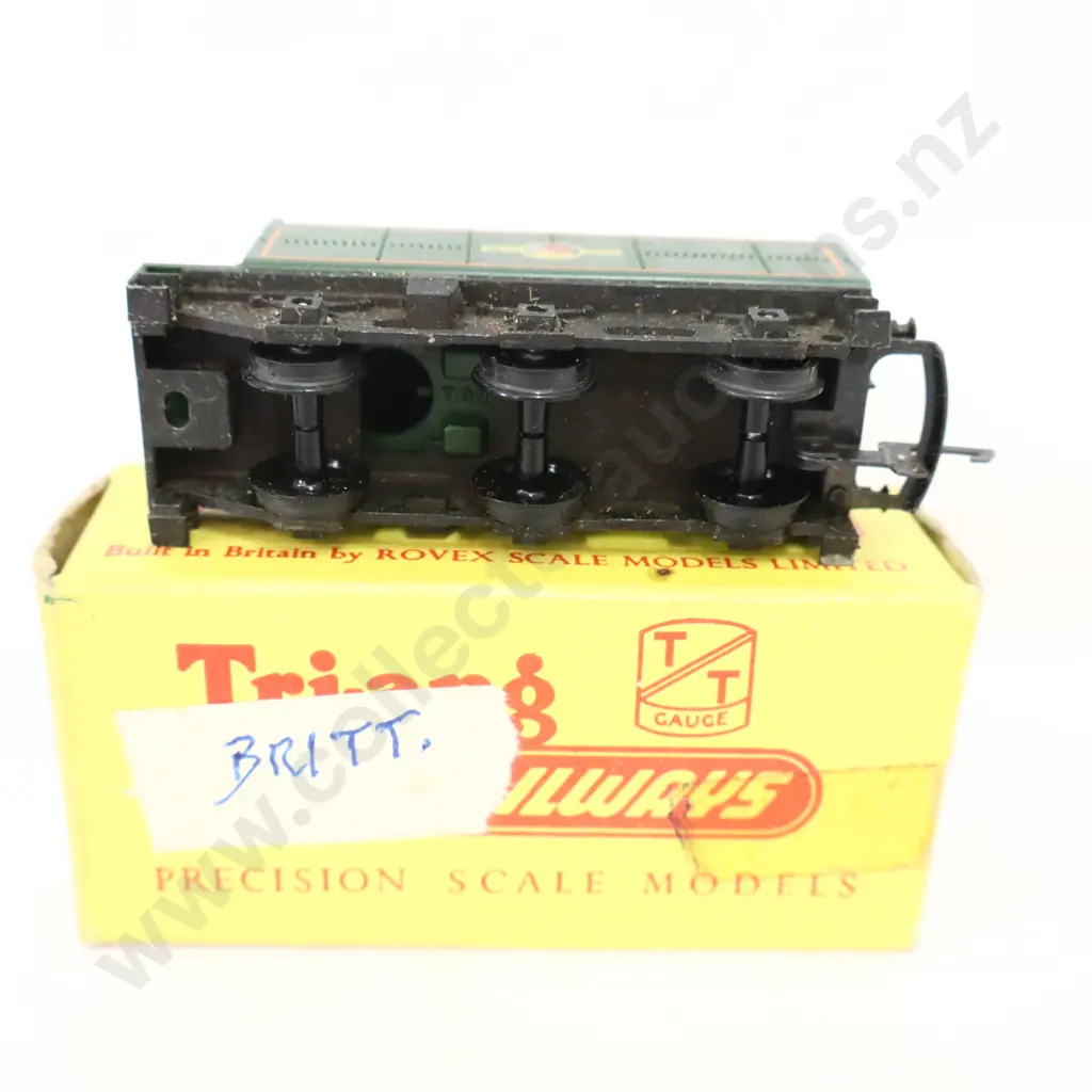 Tri-ang  T98  Tender for T97 Loco  Image 1++