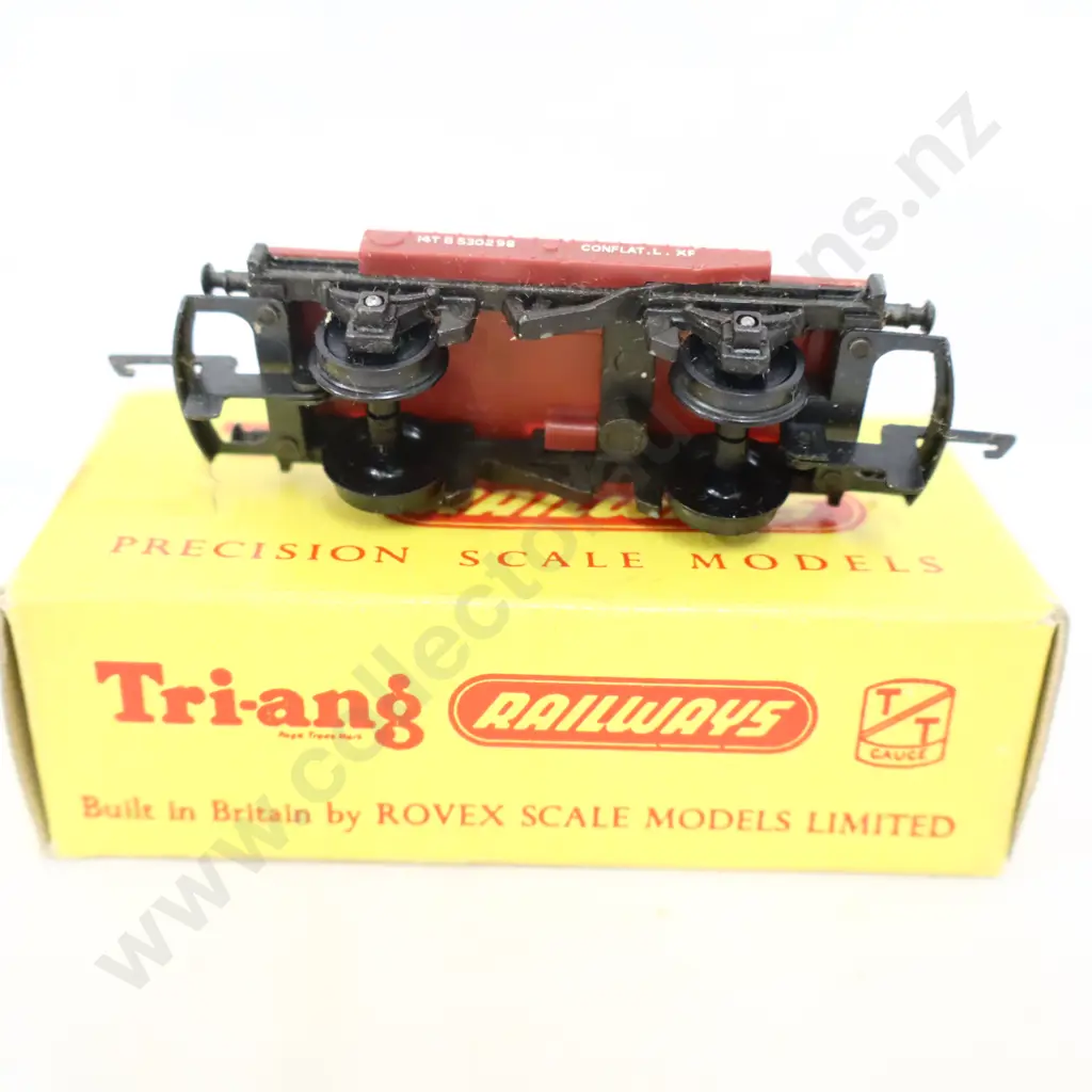 Tri-ang  T- 276 Container wagon with container  Image 1++