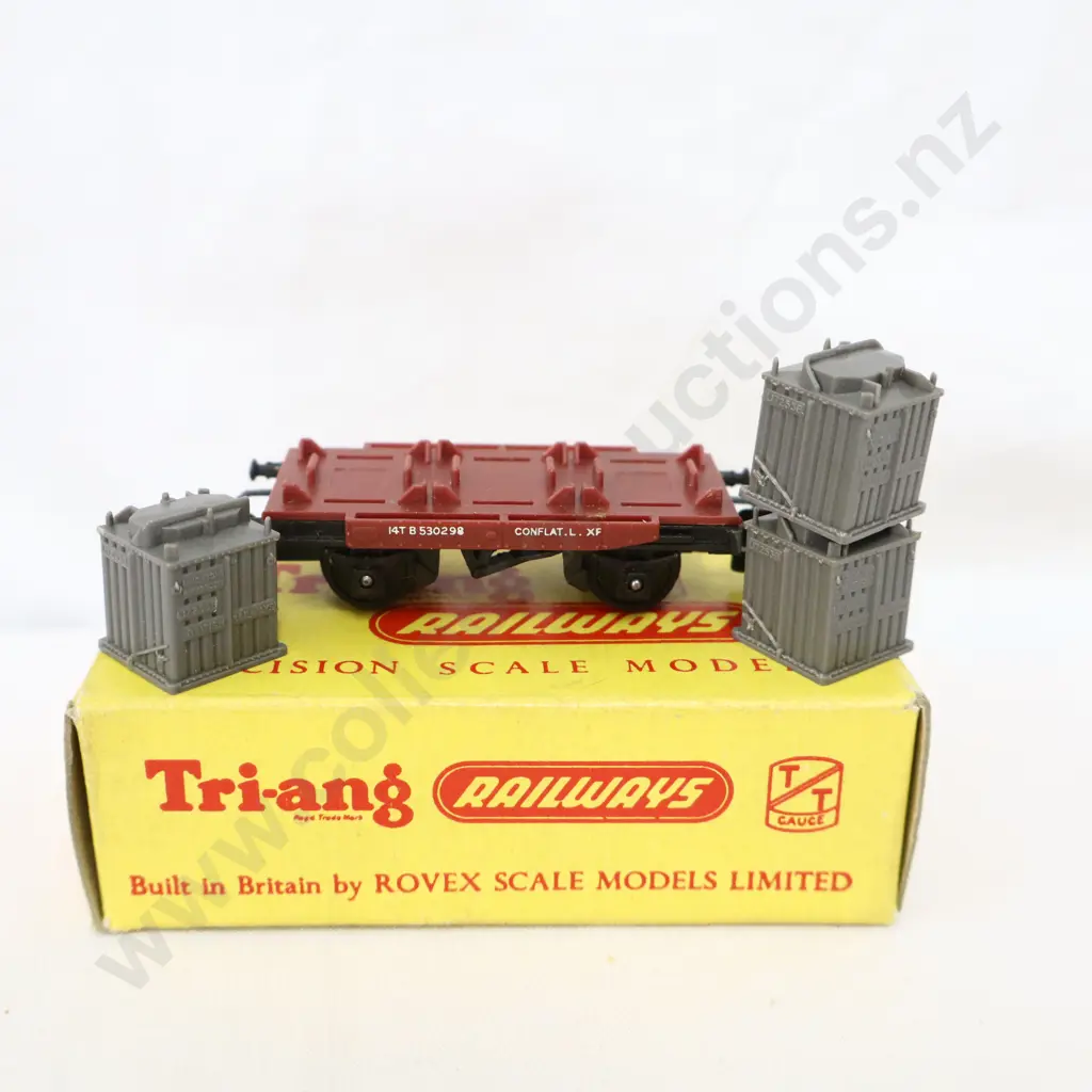 Tri-ang  T- 276 Container wagon with container  Image 1++