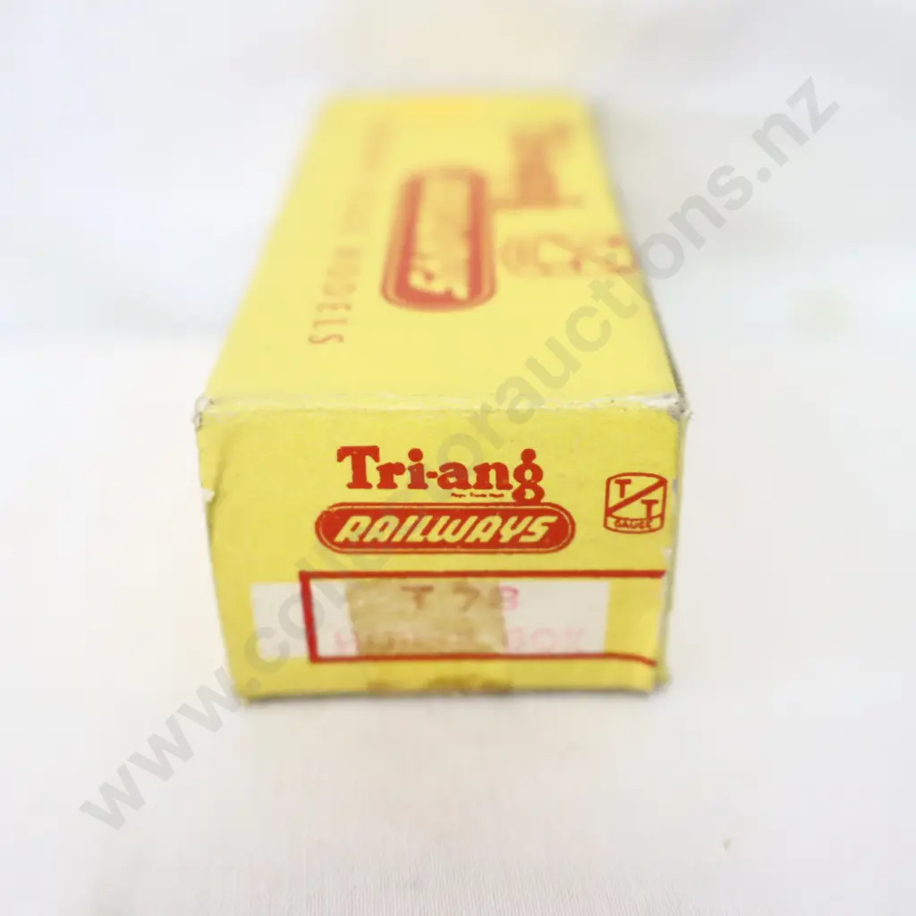 Tri-ang  T-78  Horse Box  Image 1++