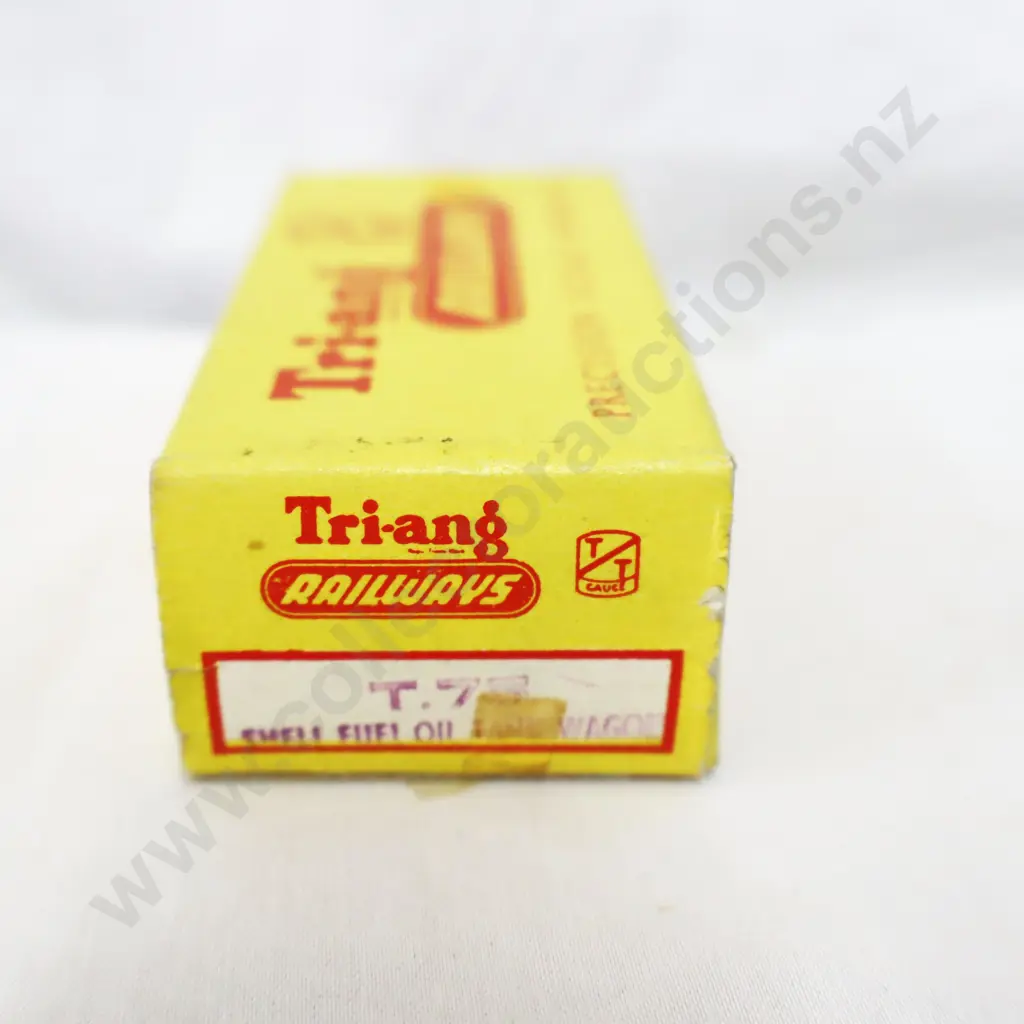 Tri-ang  T -75  Shell petrol Wagon Image 1++
