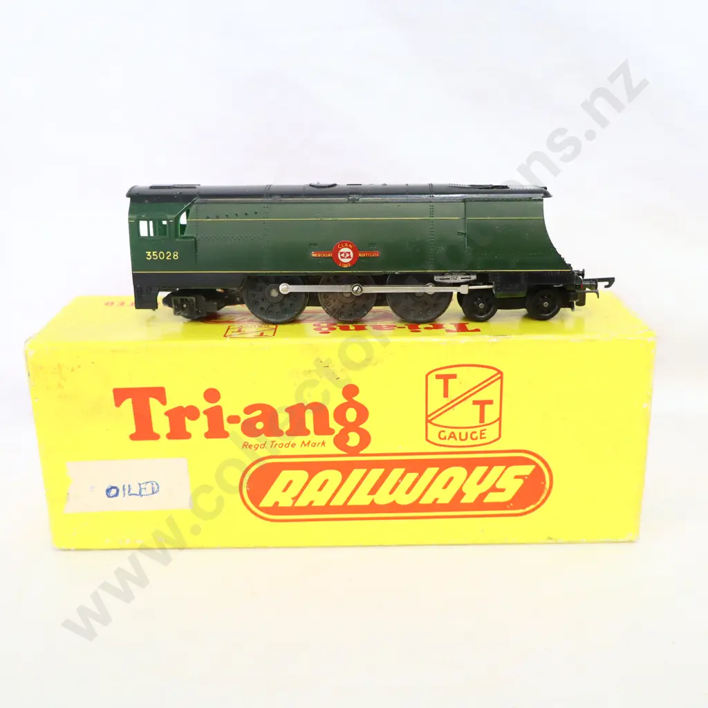 Tr-ang T-93  4-6-2 Merchant Navy  class Loco Image 1++