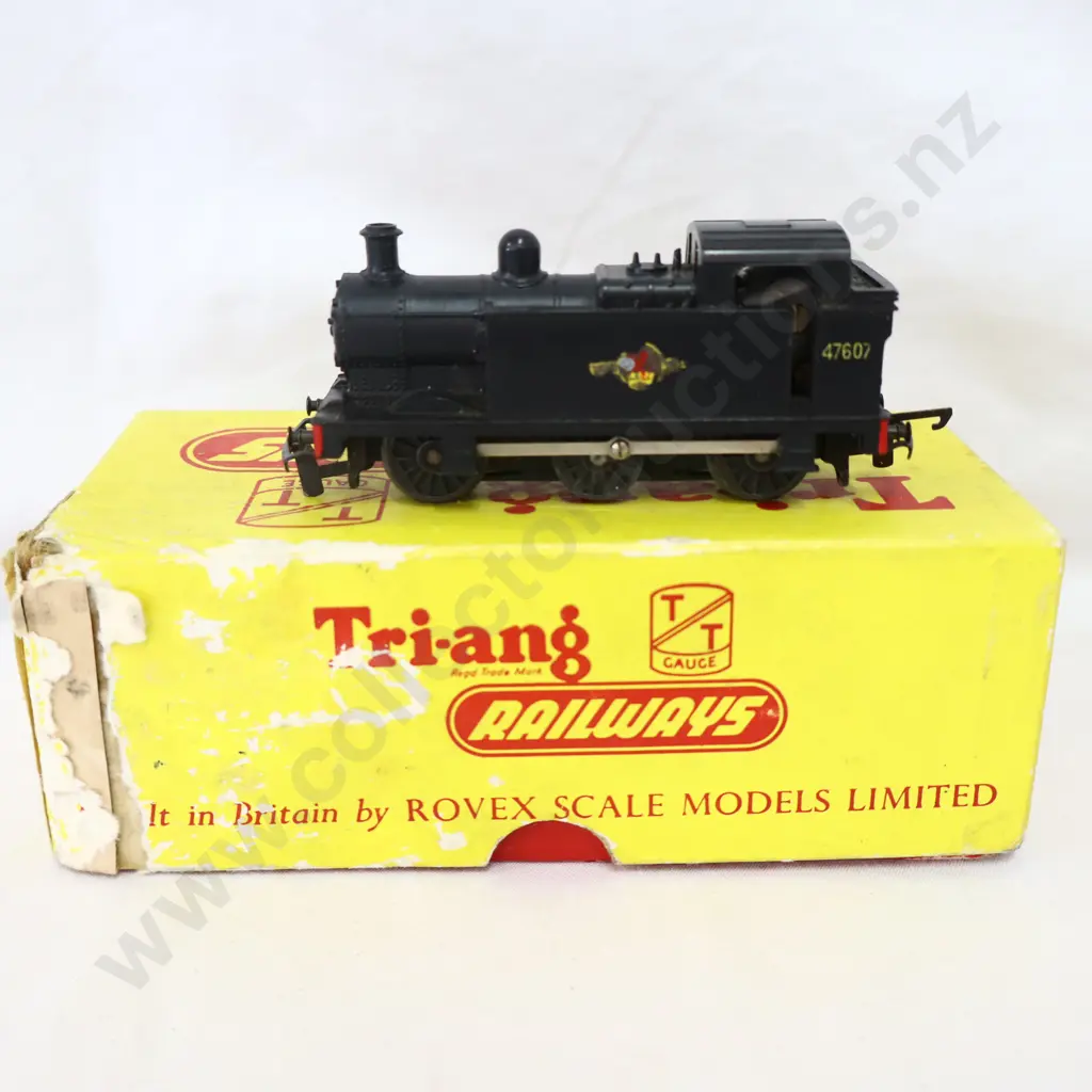 Tri-ang  T-90  0-6-0  Tank Loco Image 1++