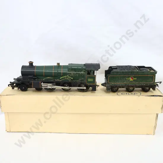 Tri-ang  G.W.R  Tintagel Castle  oiled  not in orginal Box 