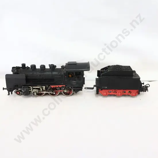 Marklin  HO Steam locomotive and Tender