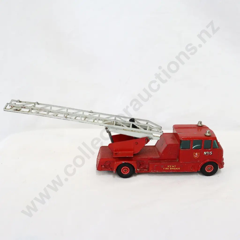 Matchbox  merryweather Fire Engine  King Size  No15   Not Boxed  Image 1++